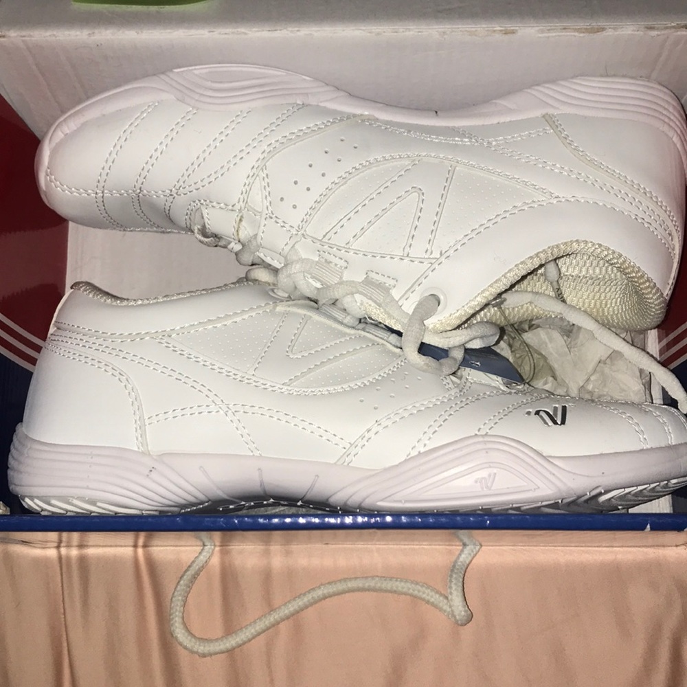 varsity cheer shoes